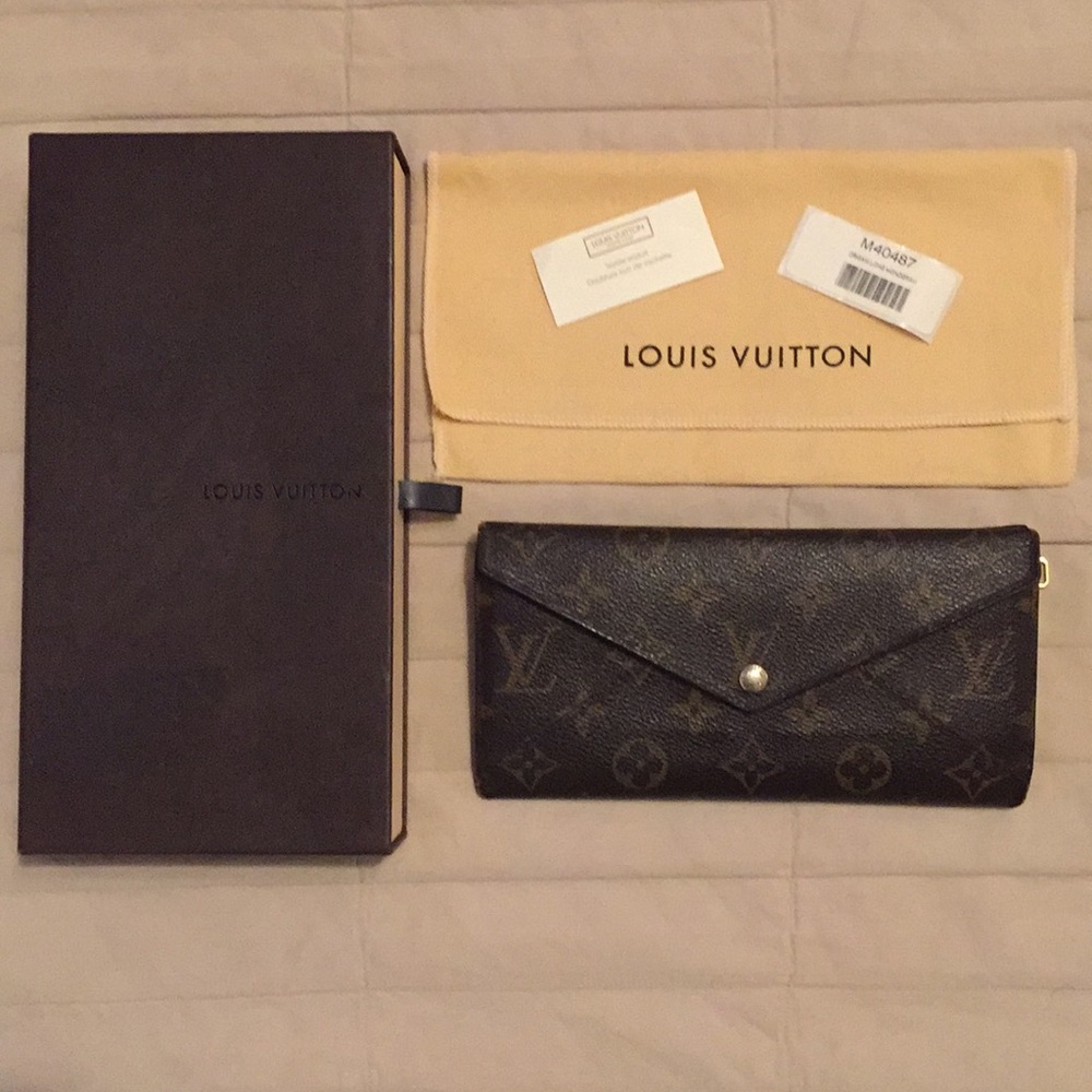 Authentic Louis Vuitton Origami Long Wallet - Picture 8 of 8